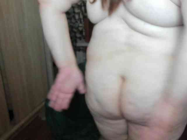 Ionysexylips69 webcam