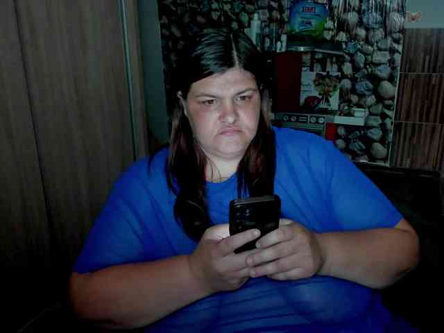 Ionysexylips69 webcam