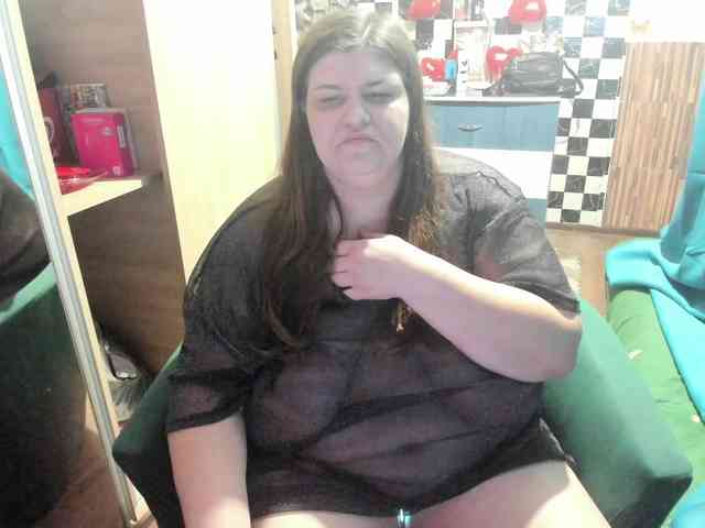 Ionysexylips69 webcam