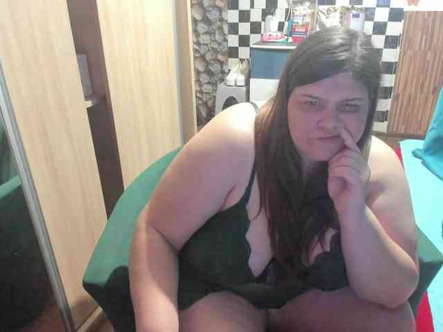 Ionysexylips69 webcam