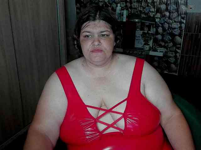 Ionysexylips69 webcam