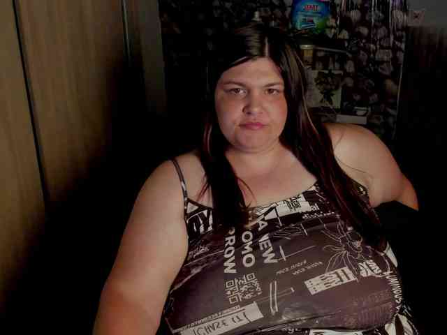 Ionysexylips69 webcam