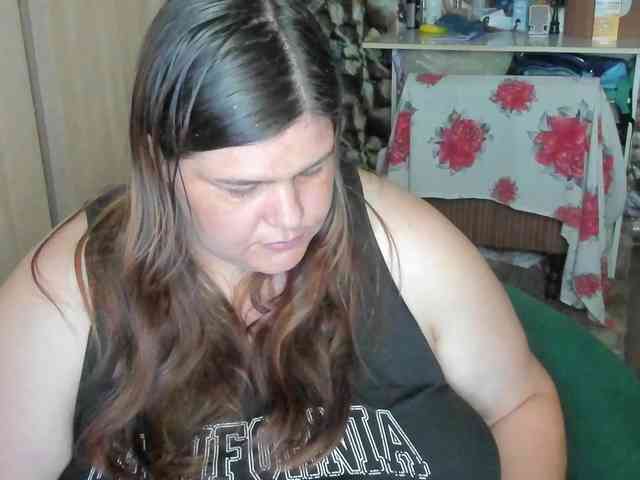 Ionysexylips69 webcam