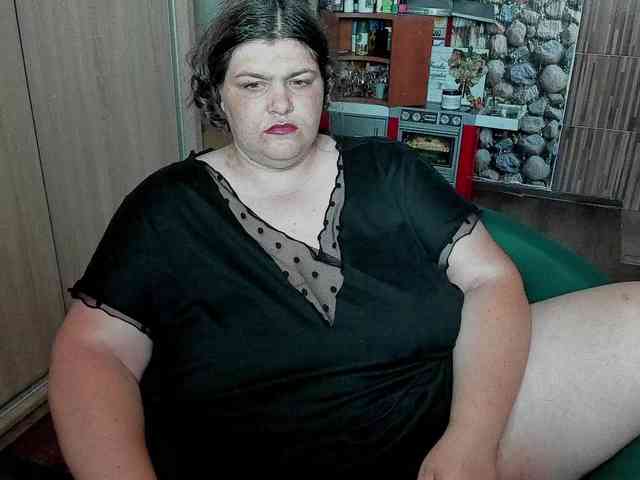 Ionysexylips69 webcam