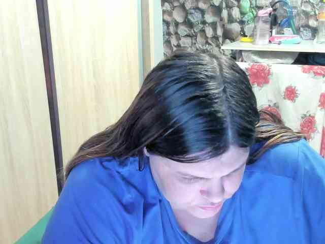 Ionysexylips69 webcam