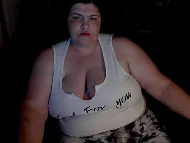 Ionysexylips69 webcam
