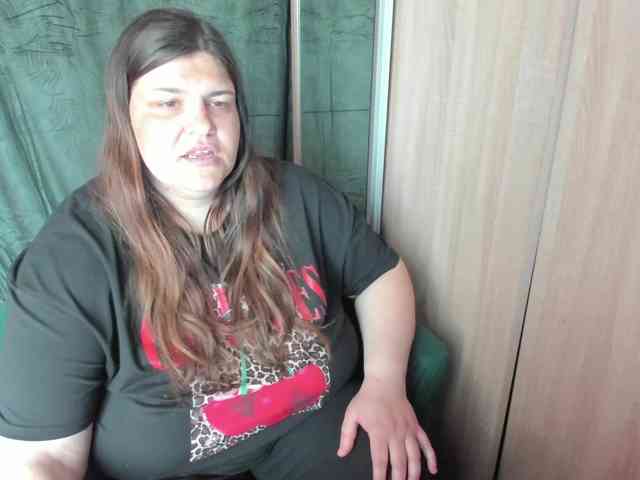 Ionysexylips69 webcam