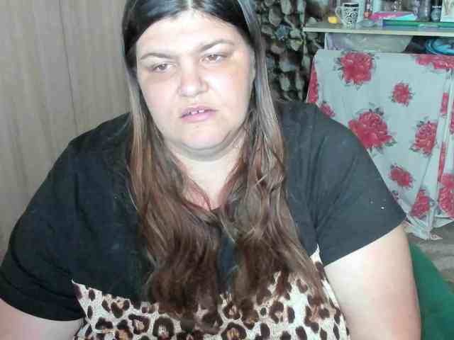 Ionysexylips69 webcam