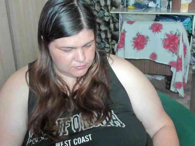 Ionysexylips69 webcam