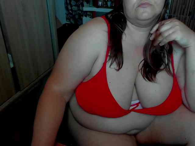Ionysexylips69 webcam
