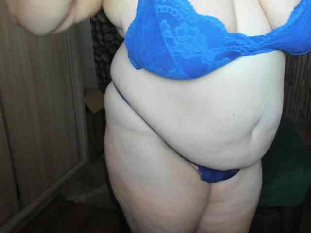 Ionysexylips69 webcam