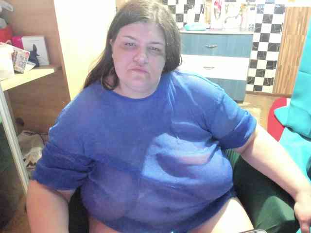 Ionysexylips69 webcam