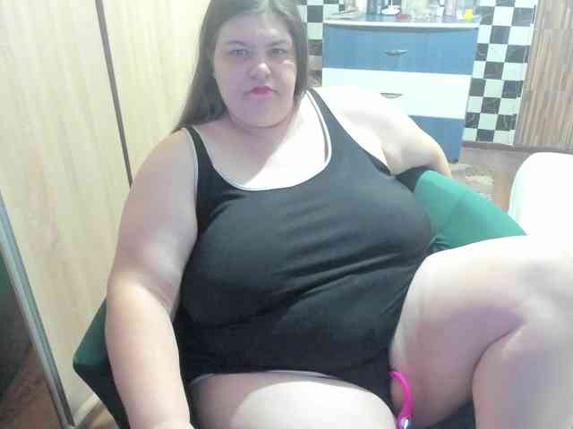 Ionysexylips69 webcam