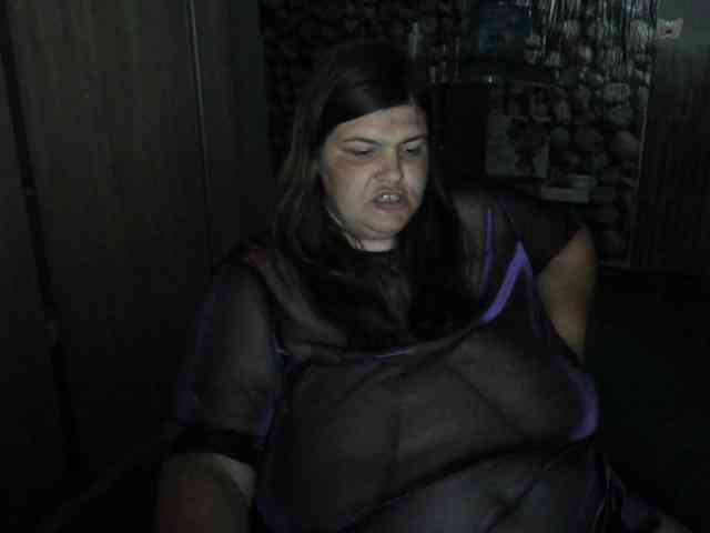 Ionysexylips69 webcam