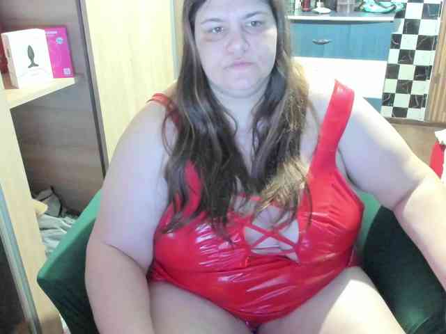 Ionysexylips69 webcam