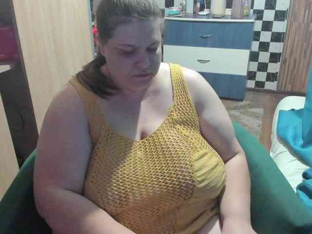 Ionysexylips69 webcam