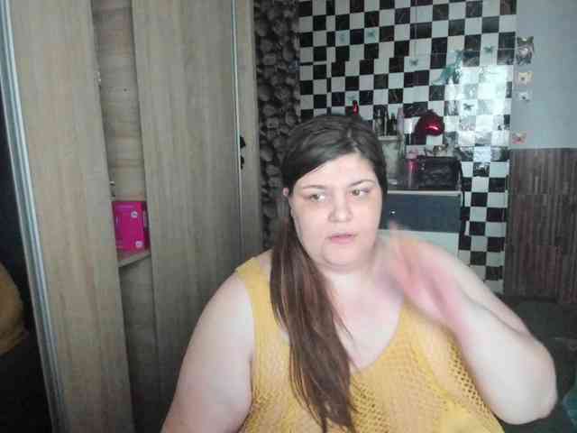 Ionysexylips69 webcam