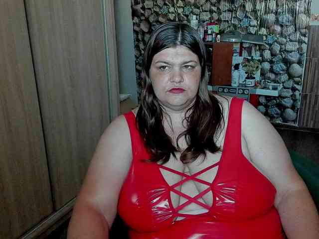 Ionysexylips69 webcam