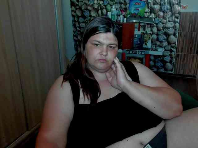 Ionysexylips69 webcam