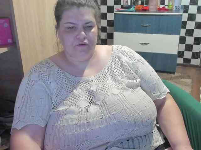 Ionysexylips69 webcam