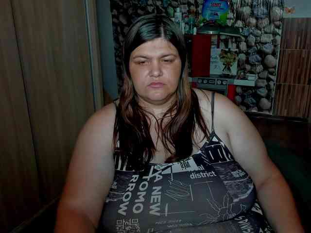 Ionysexylips69 webcam