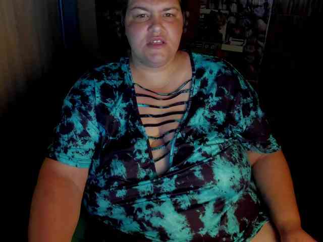 Ionysexylips69 webcam