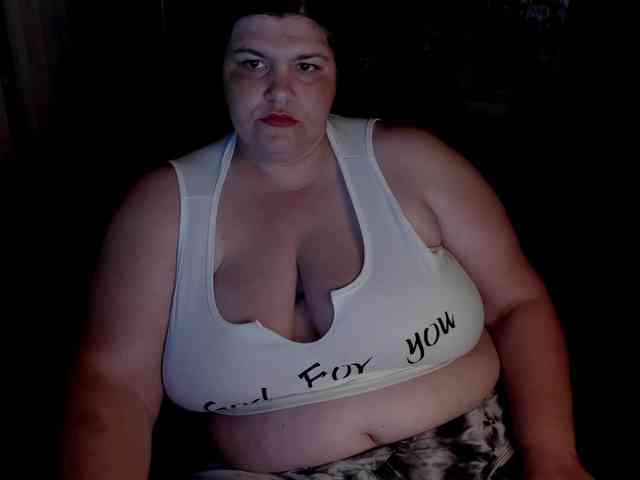 Ionysexylips69 webcam