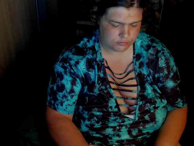 Ionysexylips69 webcam