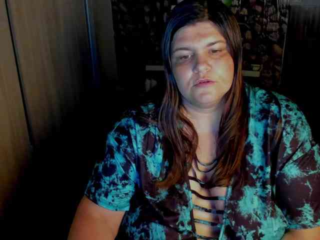 Ionysexylips69 webcam