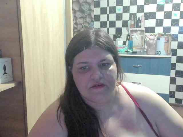 Ionysexylips69 webcam