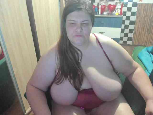 Ionysexylips69 webcam