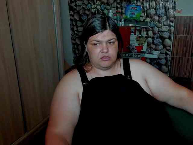 Ionysexylips69 webcam