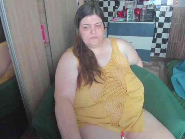 Ionysexylips69 webcam