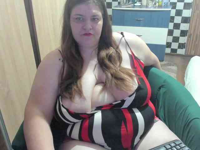 Ionysexylips69 webcam