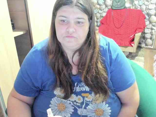 Ionysexylips69 webcam