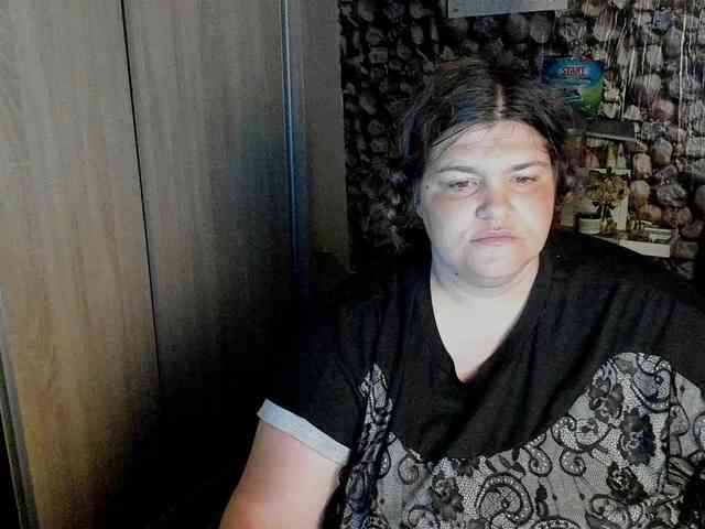 Ionysexylips69 webcam