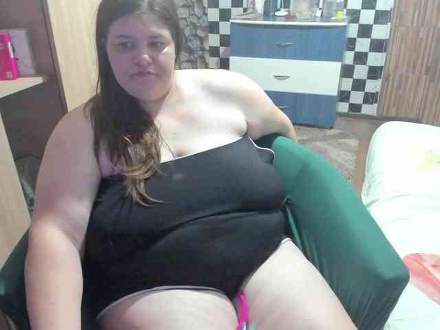 Ionysexylips69 webcam