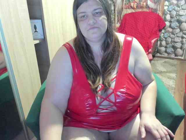 Ionysexylips69 webcam