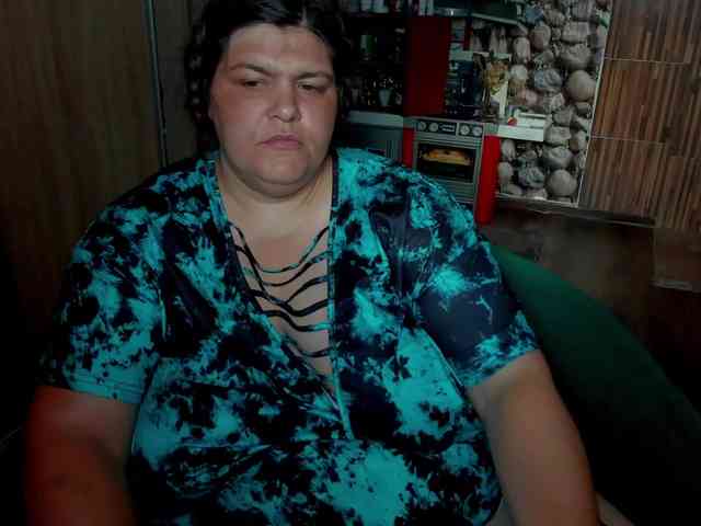 Ionysexylips69 webcam