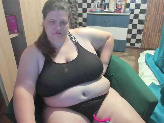 Ionysexylips69 webcam