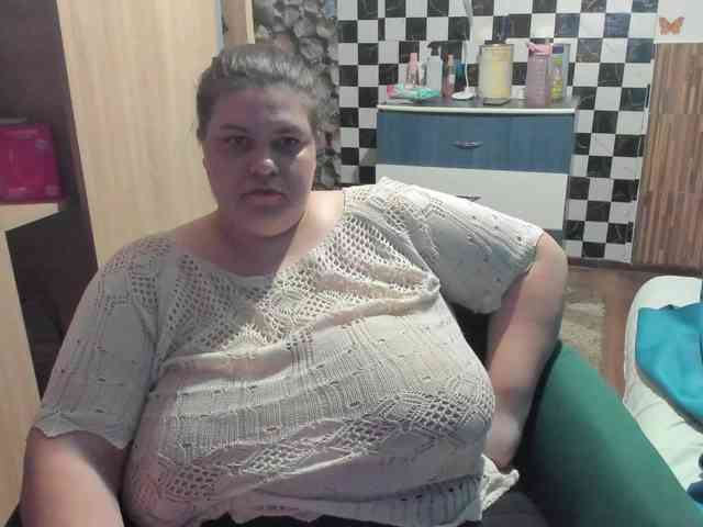 Ionysexylips69 webcam