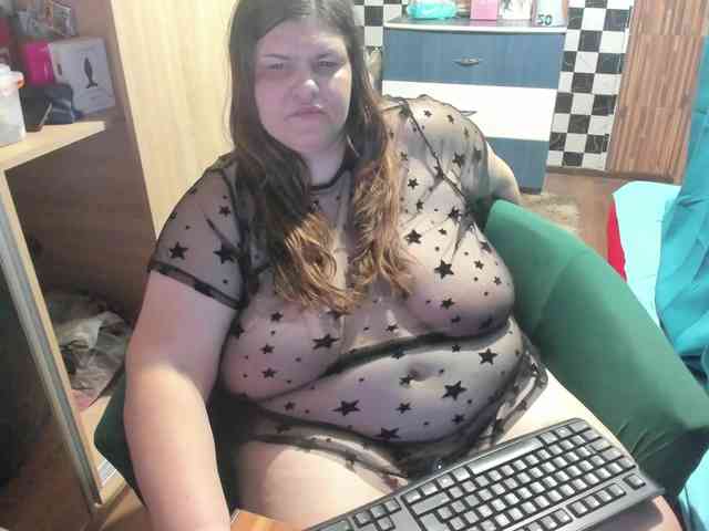 Ionysexylips69 webcam