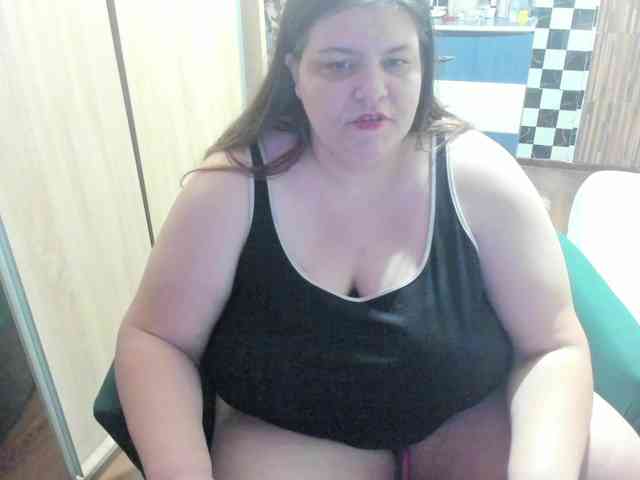 Ionysexylips69 webcam