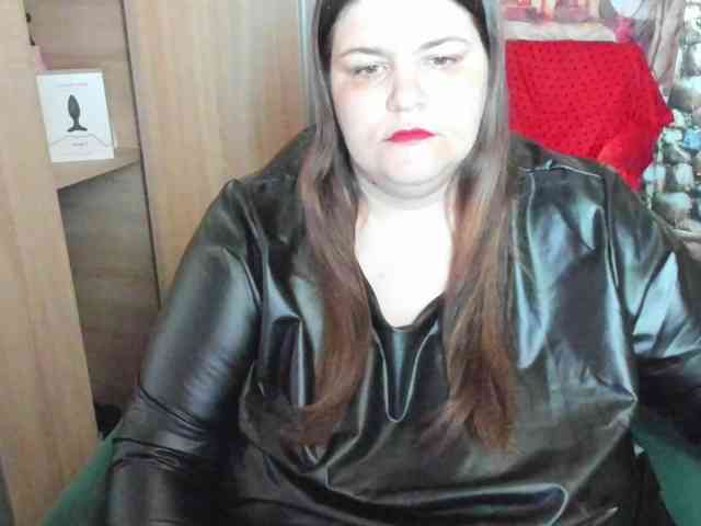 Ionysexylips69 webcam