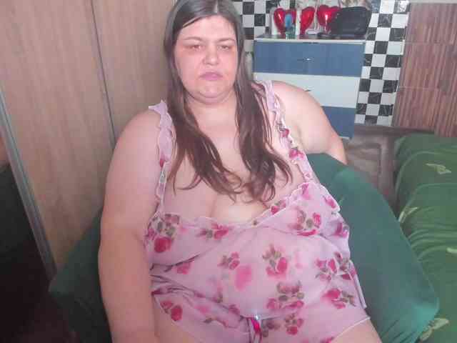 Ionysexylips69 webcam