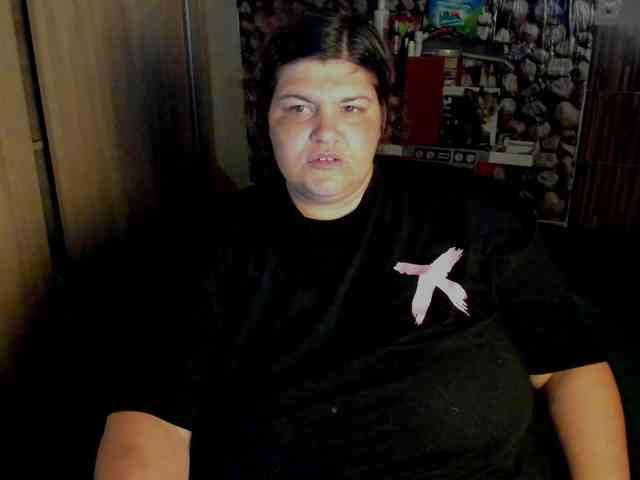 Ionysexylips69 webcam