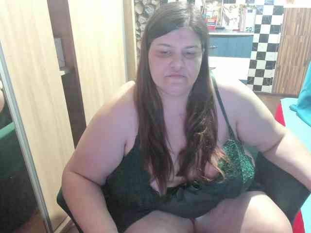 Ionysexylips69 webcam