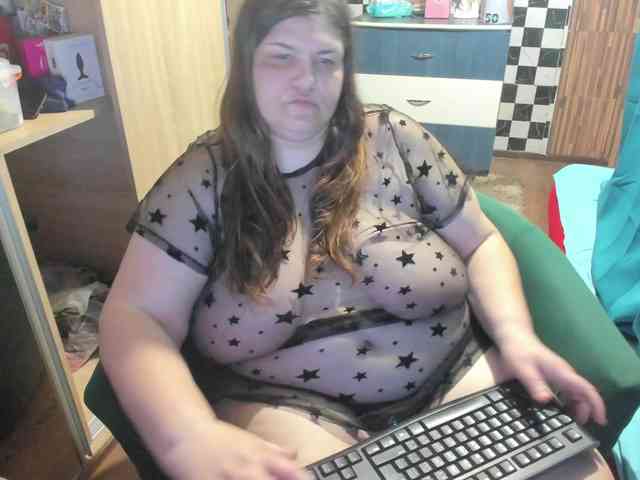 Ionysexylips69 webcam