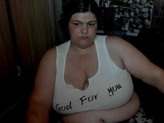 Ionysexylips69 webcam