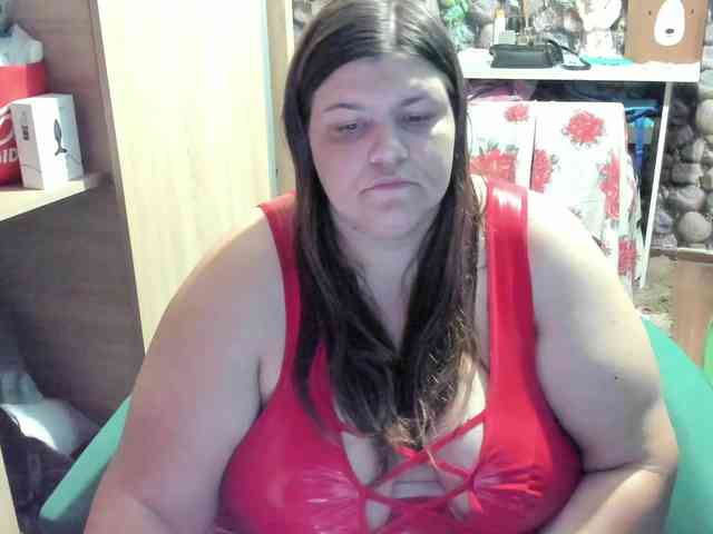 Ionysexylips69
